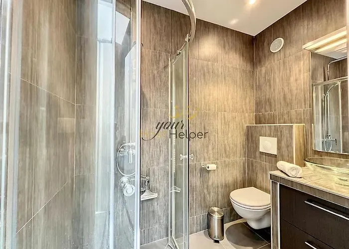 Le Duc - Centre Parking Daire Deauville