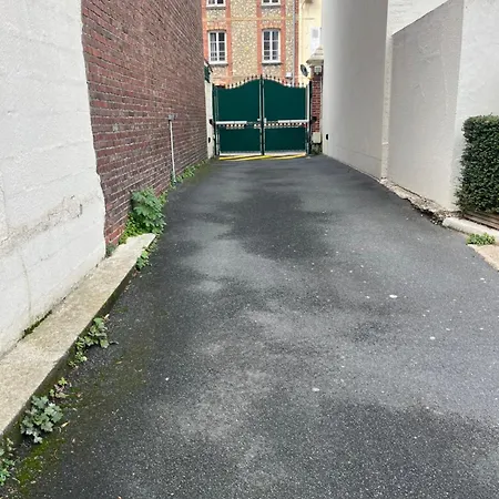 Le Duc - Centre Parking *