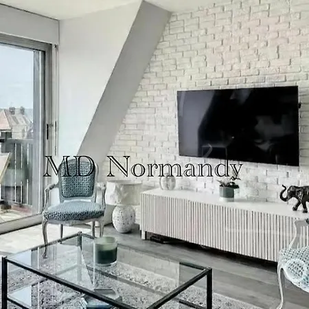 Le Duc - Centre Parking * Deauville